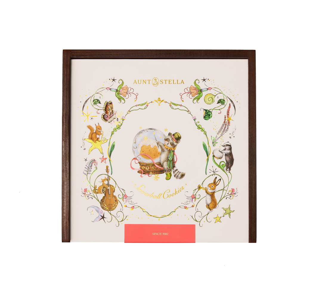 Mr. Raccoon's Snowball Magic